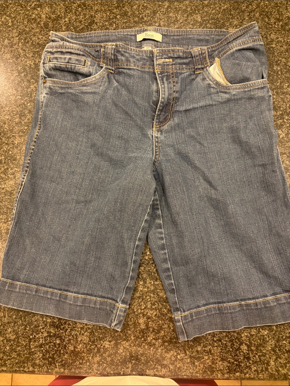 Bass women’s  Medium Blue Relaxed Denim Shorts